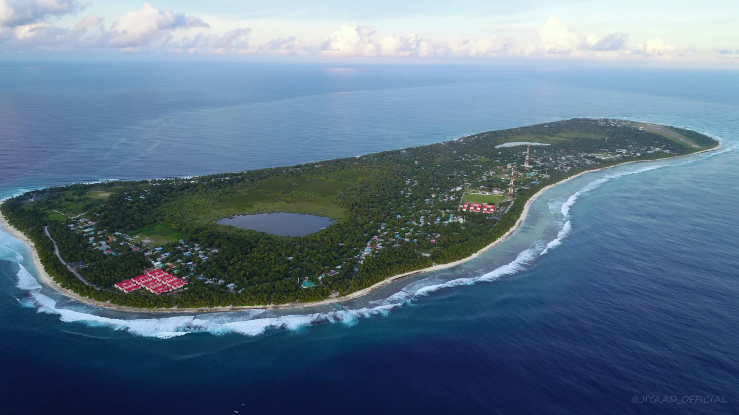Fuvahmulah coastline from above